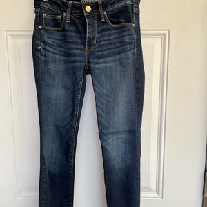 American Eagle Outfitters super stretch size 2 regular. Skinny leg.